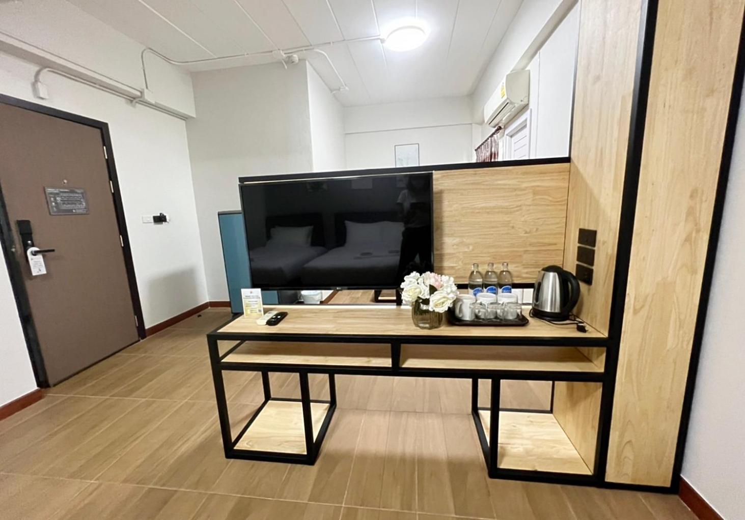 Golden Nest Hotel Suvarnabhumi Bangkok Buitenkant foto